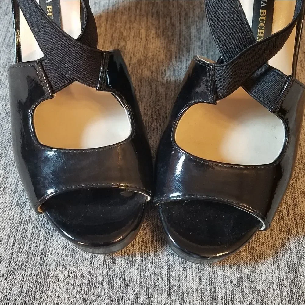 Dana‎ Buchman Size 7 Black Patent Leather Peep Toe Slingback Heels